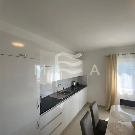 아파트 Majestic 871 *